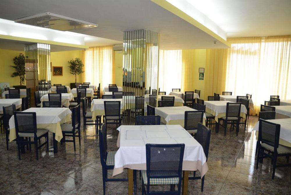 Azuline Mediterráneo Hotel Santa Eulalia del Río