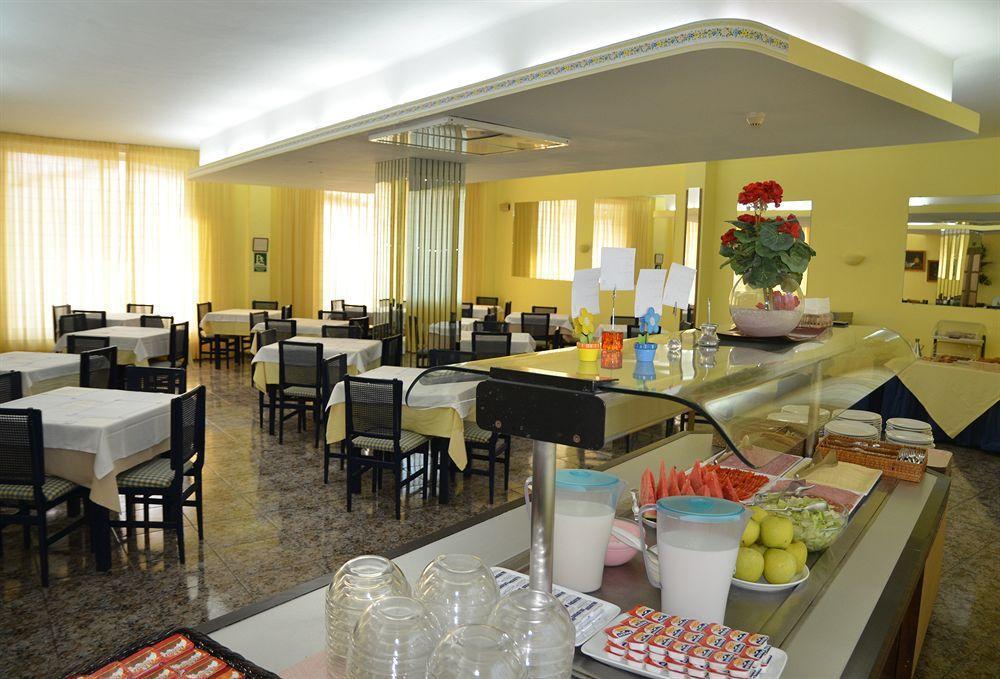 Hotel Azuline Mediterráneo Santa Eulalia del Río